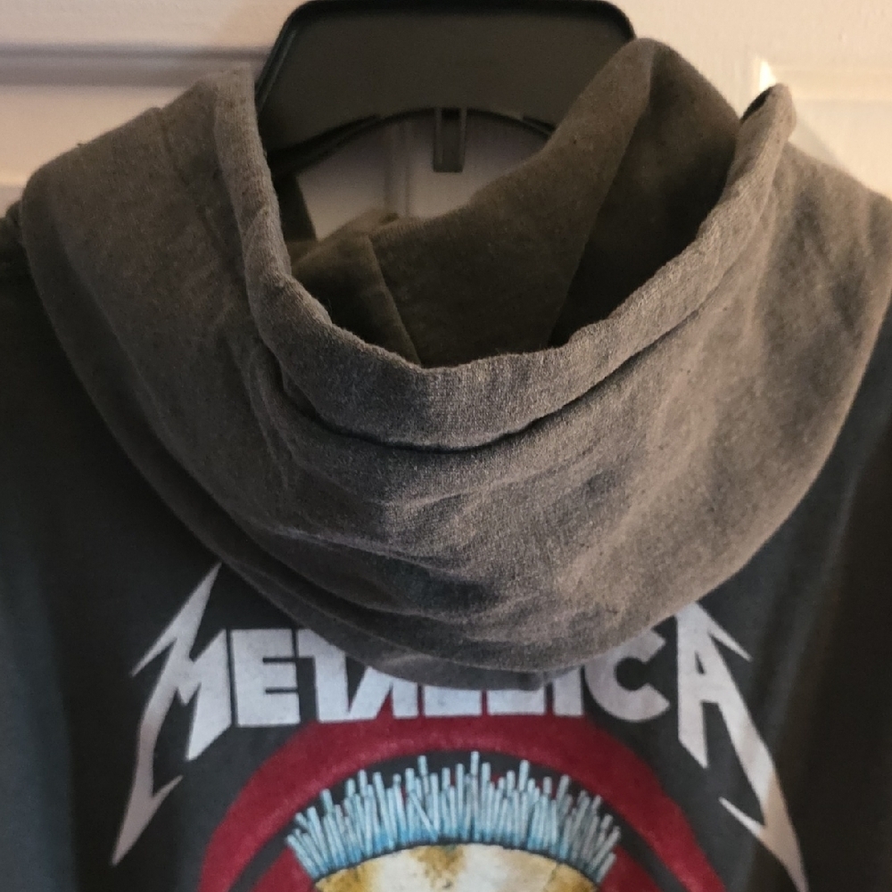 Metallica Unisex Hoodie, Size Small, Dark Gray, NWT. In Vertigo You Will Be - Picture 9 of 12
